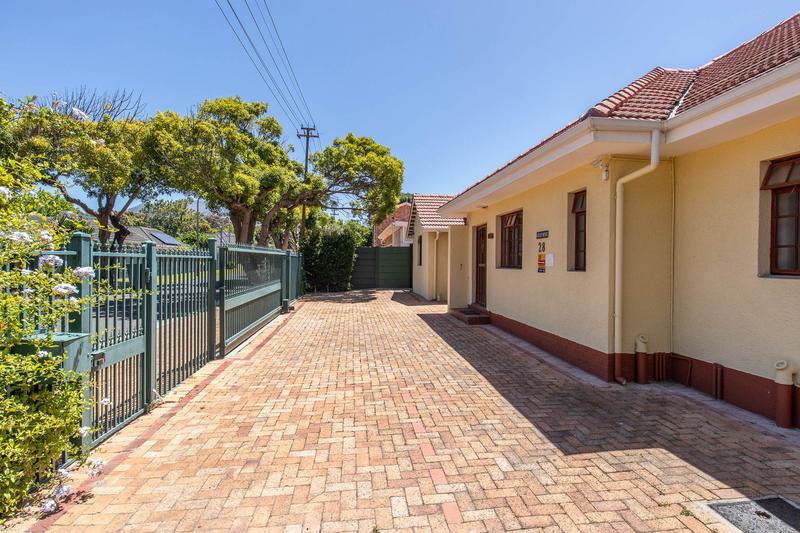 3 Bedroom Property for Sale in Bergvliet Western Cape